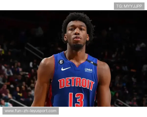 怀斯曼侧翼跑动灵活,底特律连续创造机会